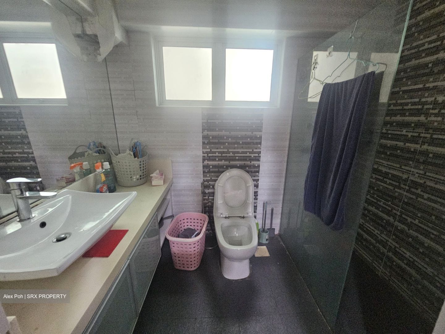 Sunshine Lodge (D19), Apartment #554246111